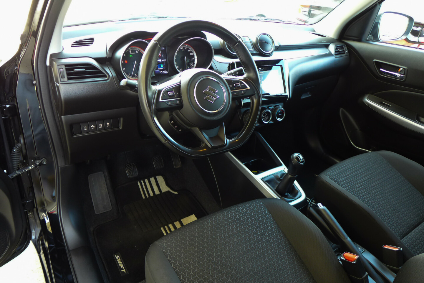 Suzuki-Swift-8