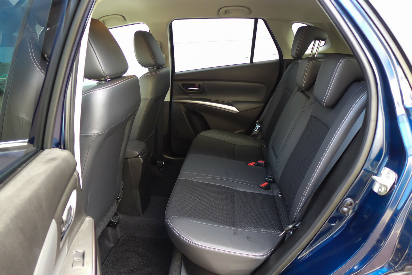 Suzuki-S-Cross-12