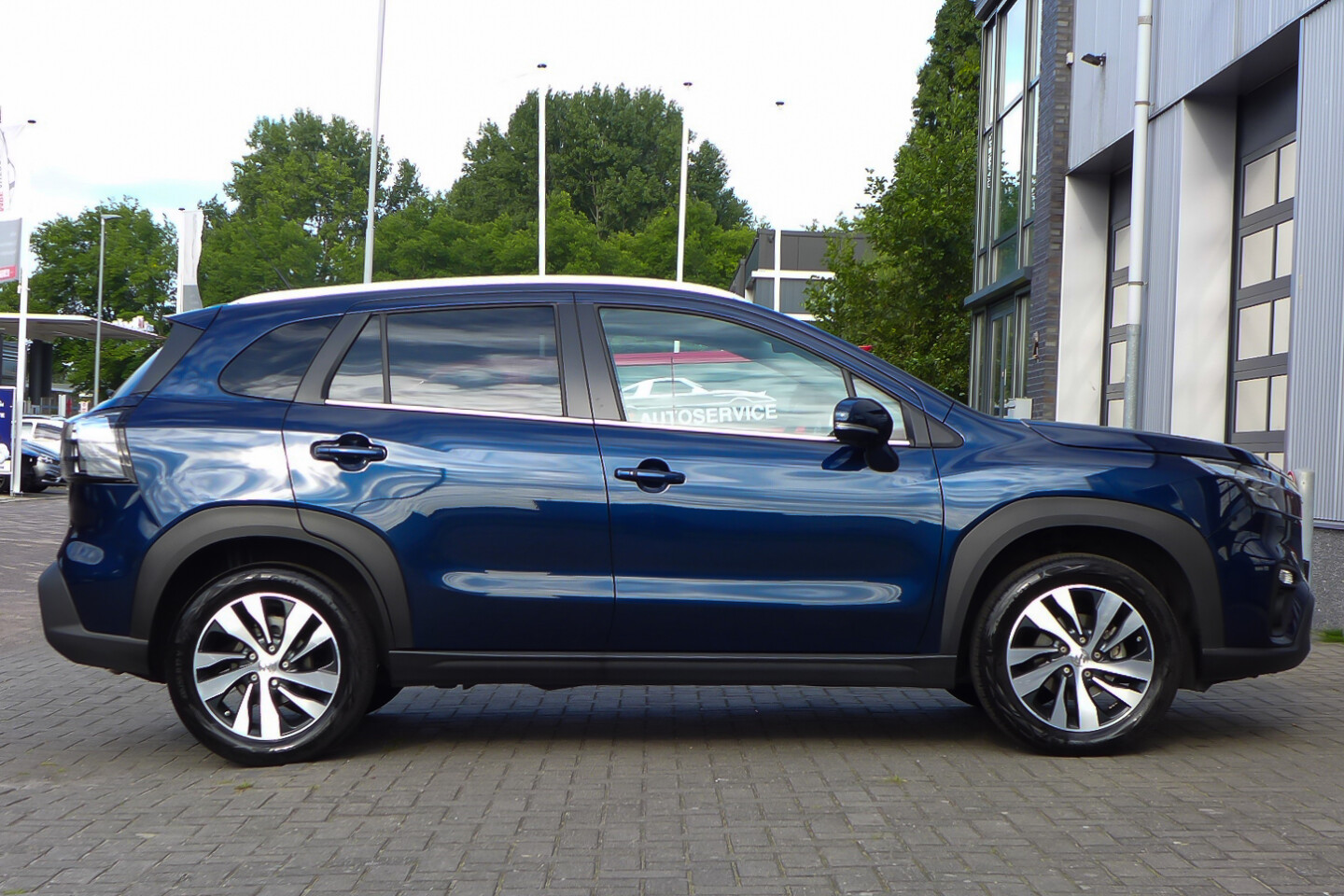 Suzuki-S-Cross-4