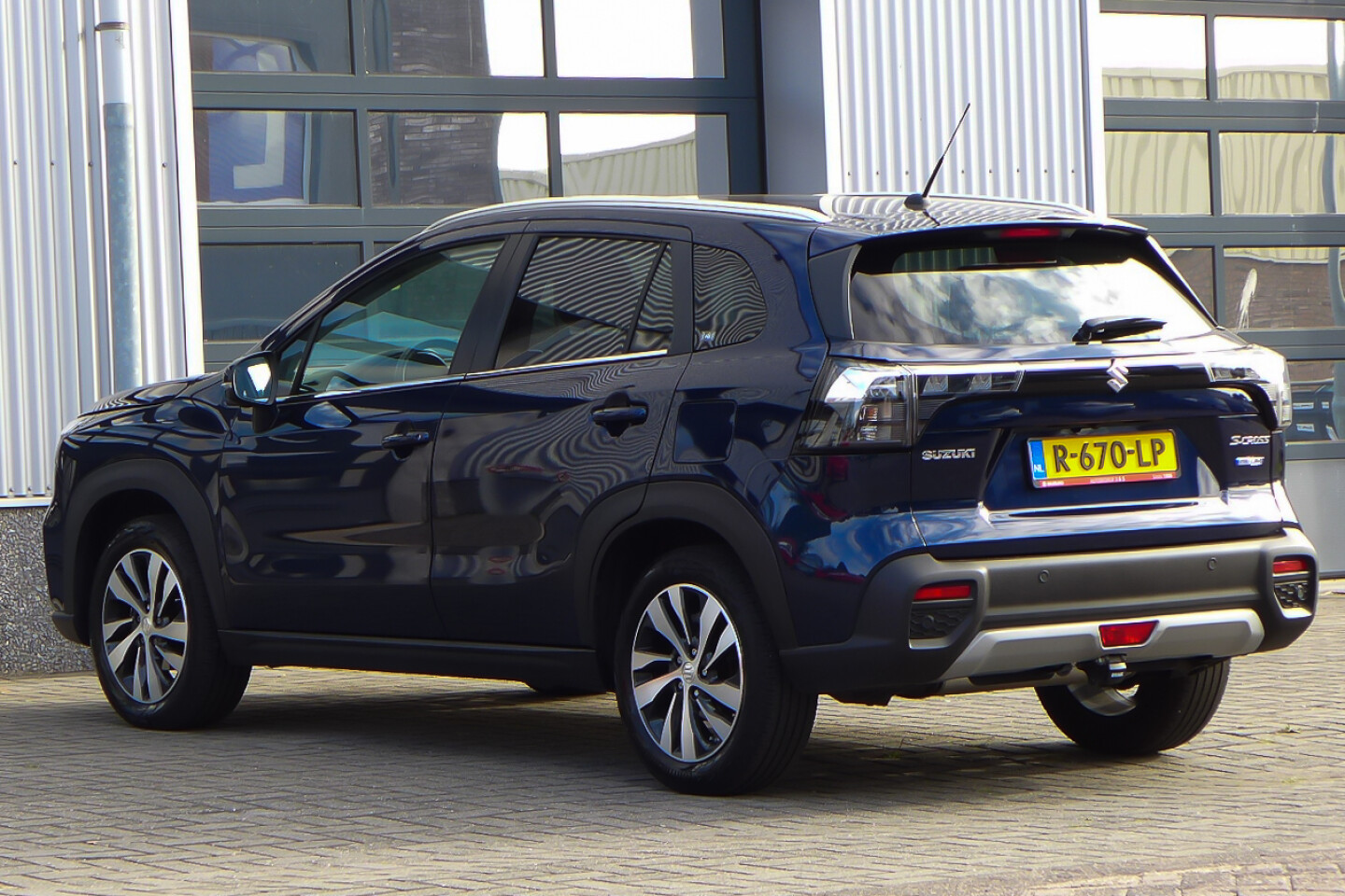 Suzuki-S-Cross-7