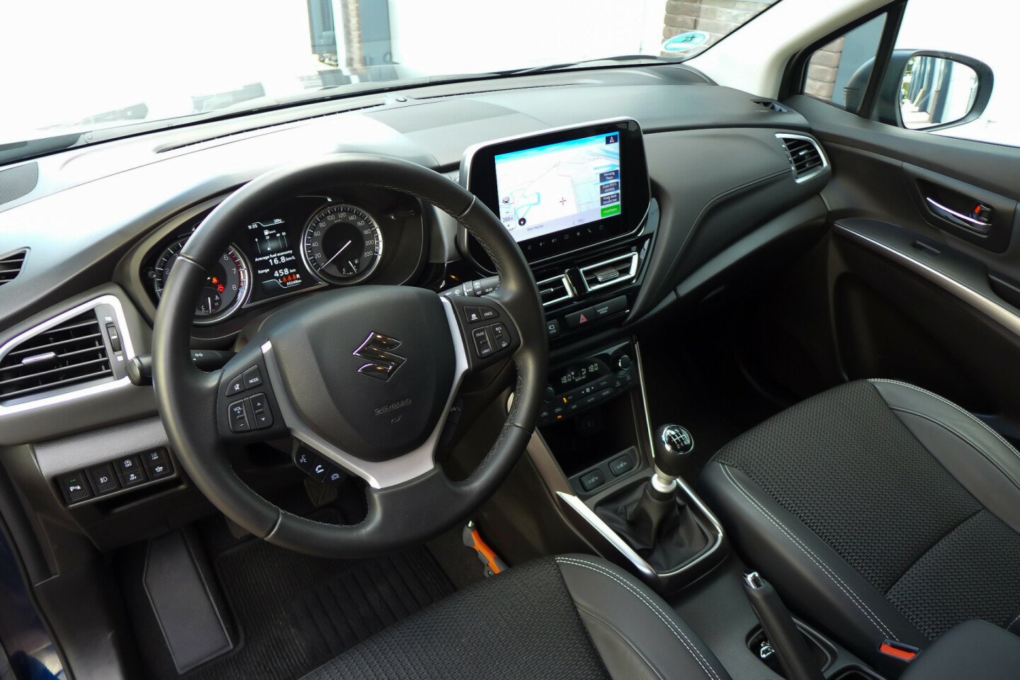 Suzuki-S-Cross-8