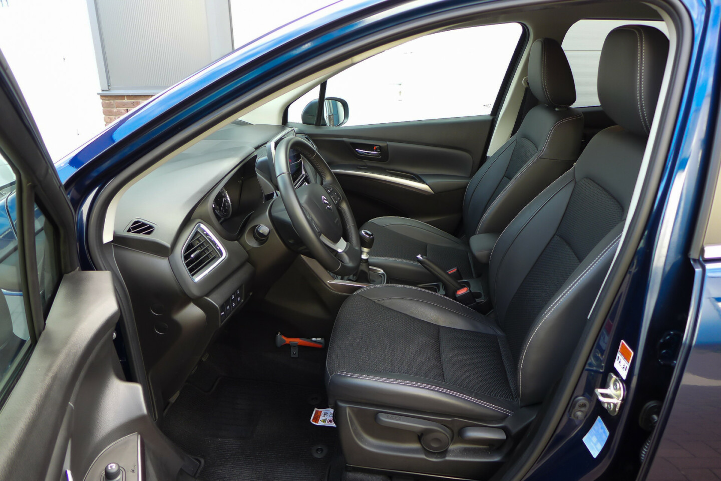 Suzuki-S-Cross-9