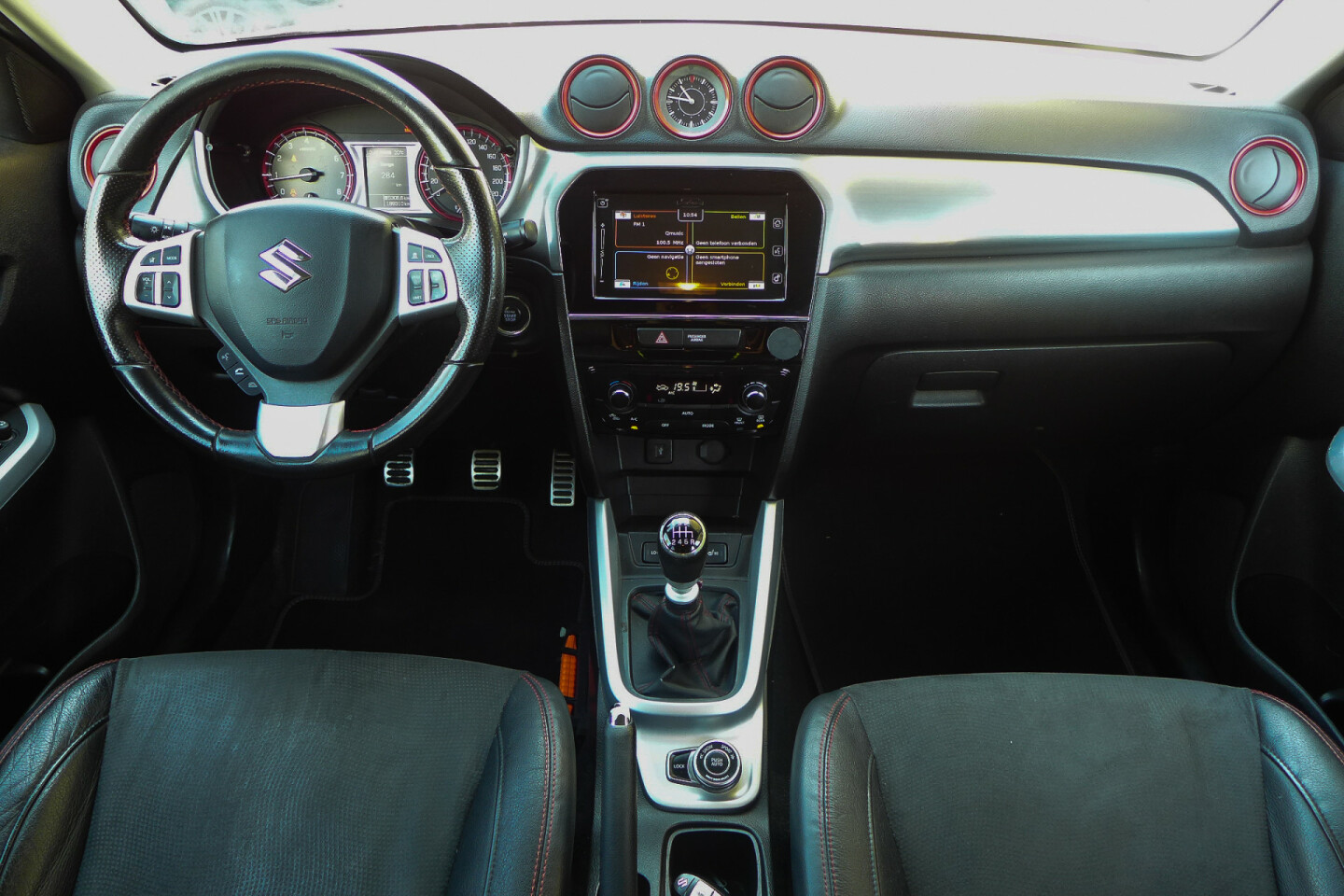 Suzuki-Vitara-13
