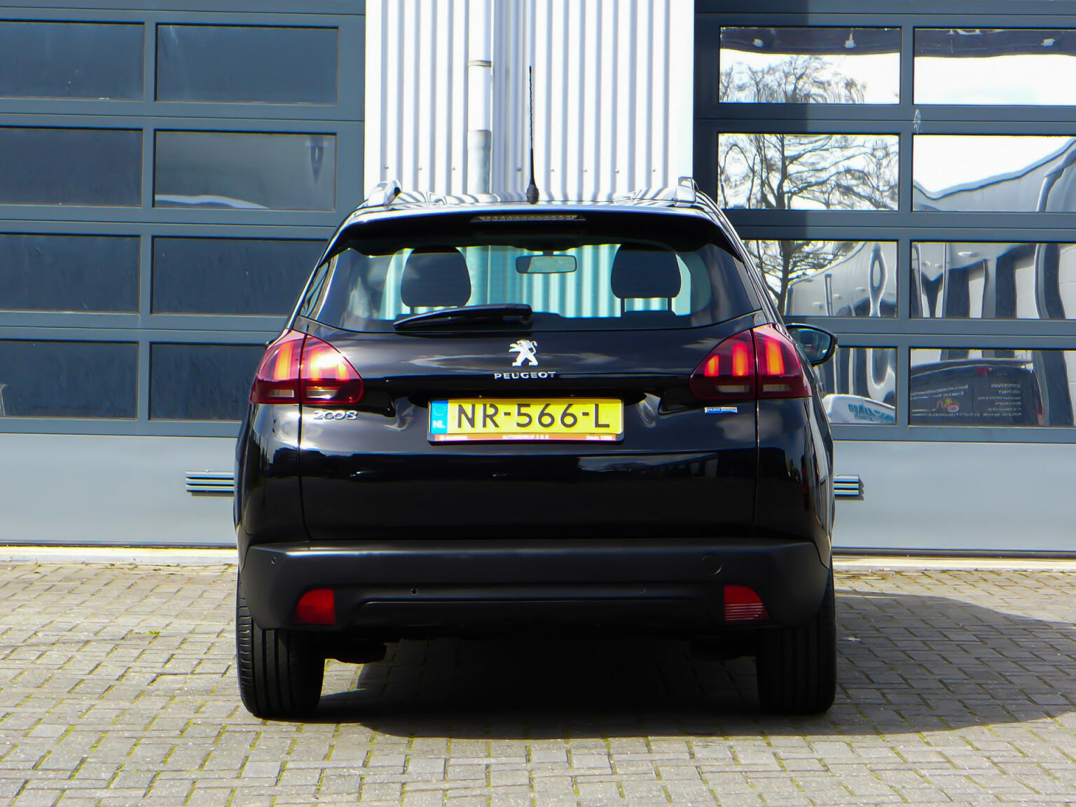 Peugeot-2008-6