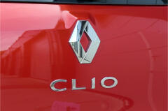 Renault-Clio-32