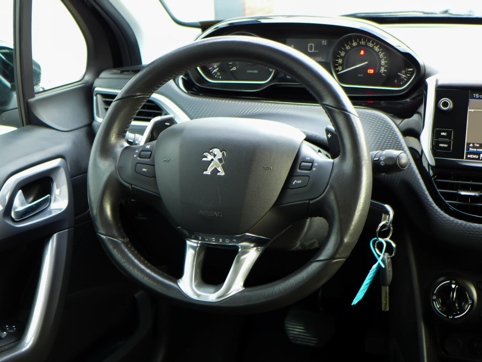 Peugeot-2008-17